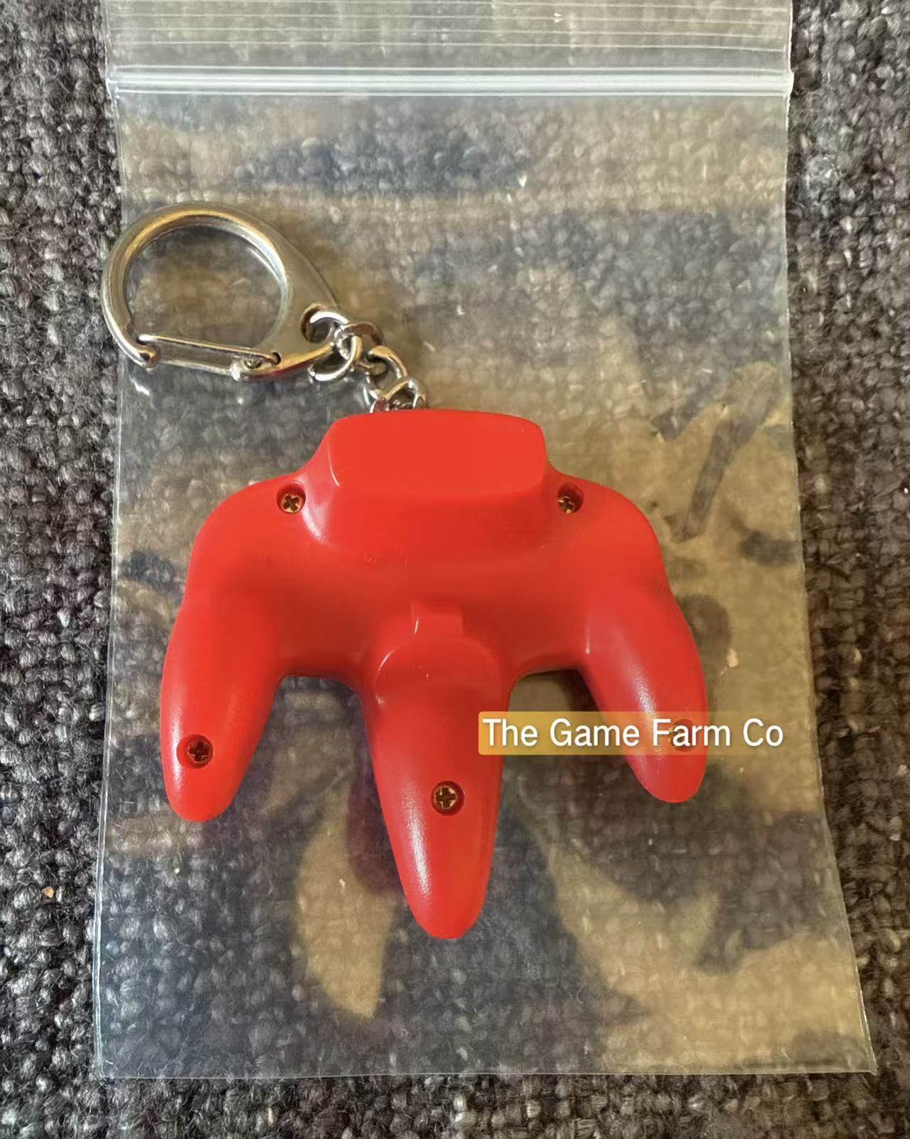 Vintage 1997 Nintendo 64 Red Controller Clock Keychain Official Retro N64 Collectible