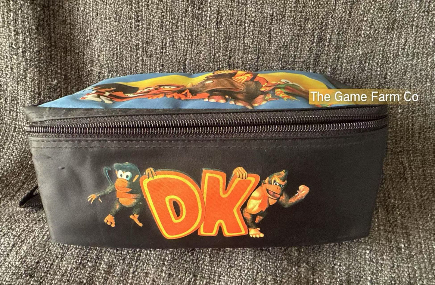 Vintage 1993 Nintendo Donkey Kong Lunch Box in great condition- AZ Designz