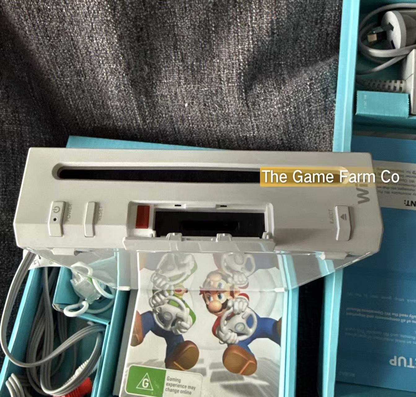 White Nintendo Wii Mario Kart Bundle Edition - Pal Australian