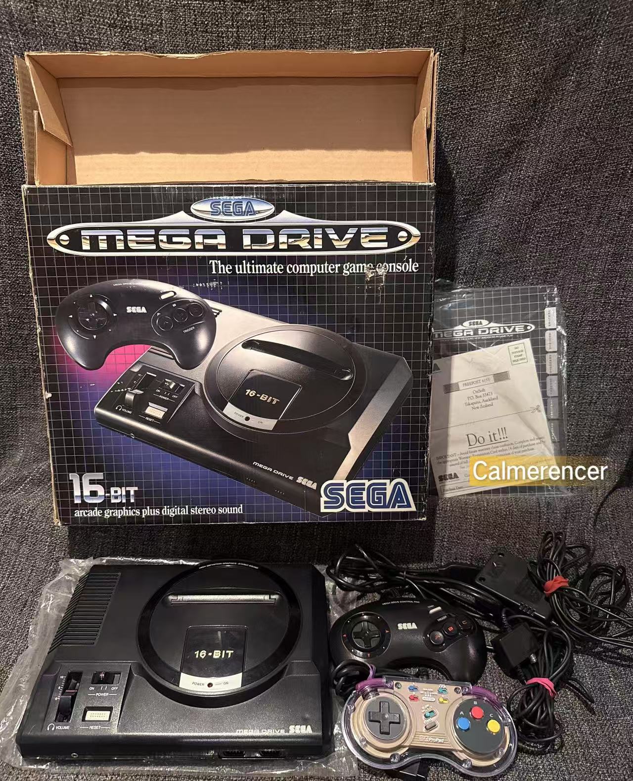Sega Mega Drive Pal console boxed - Complete in Great condition