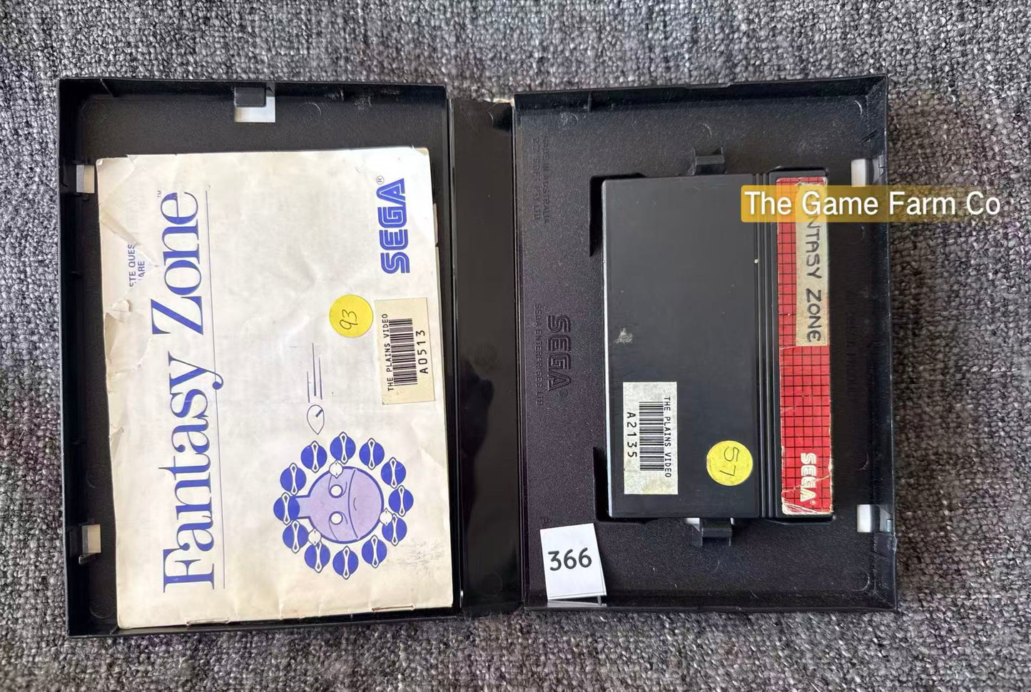 Fantasy Zone Game - Sega Master System