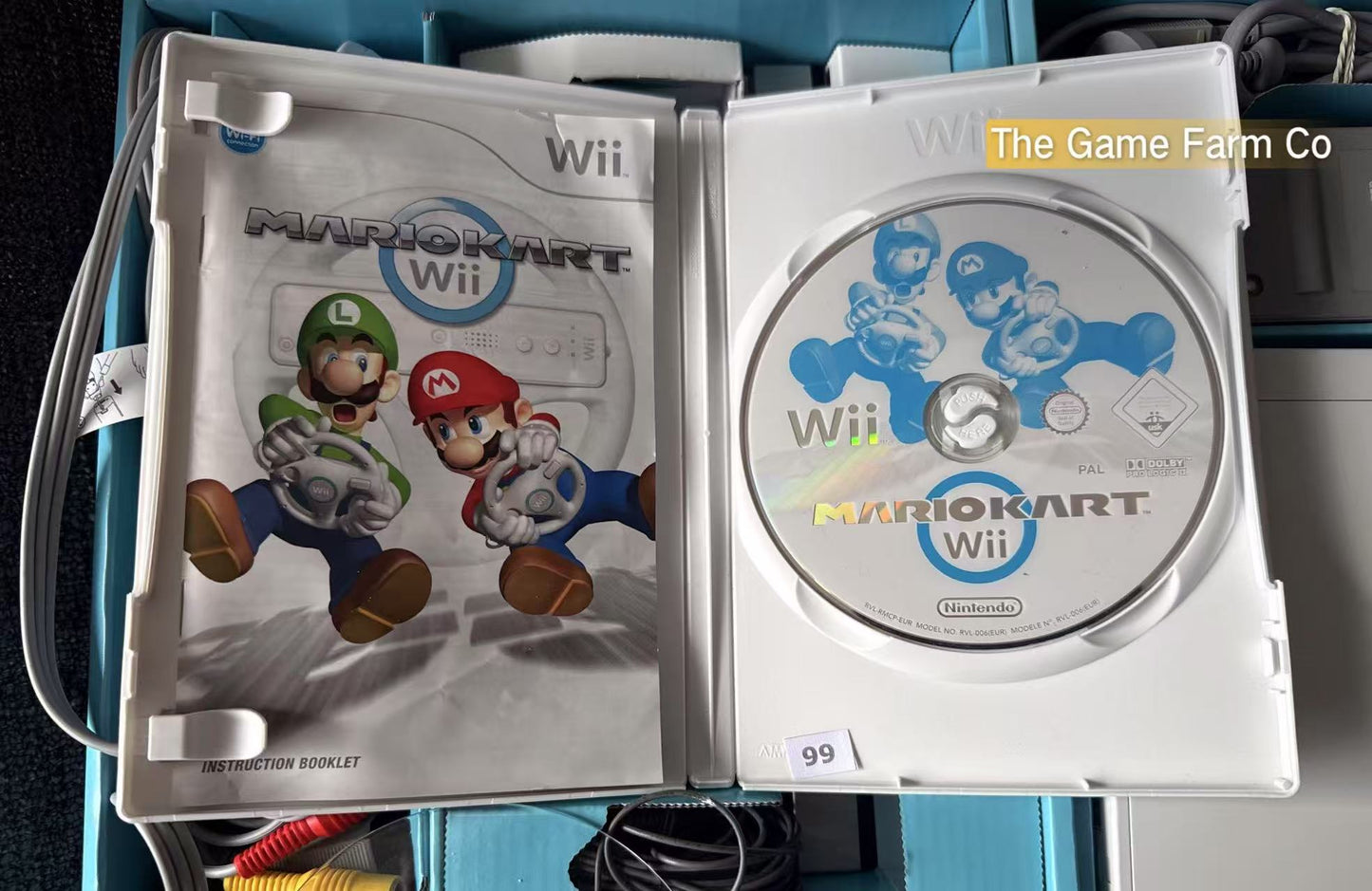 White Nintendo Wii Mario Kart Bundle Edition - Pal Australian