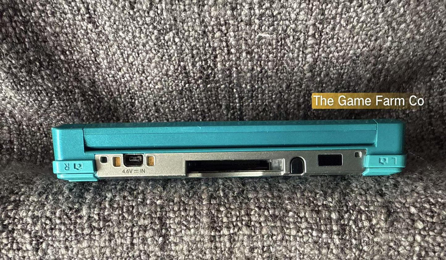 Nintendo 3DS Console With Charger & Large Carry case In Great Condition - Blue