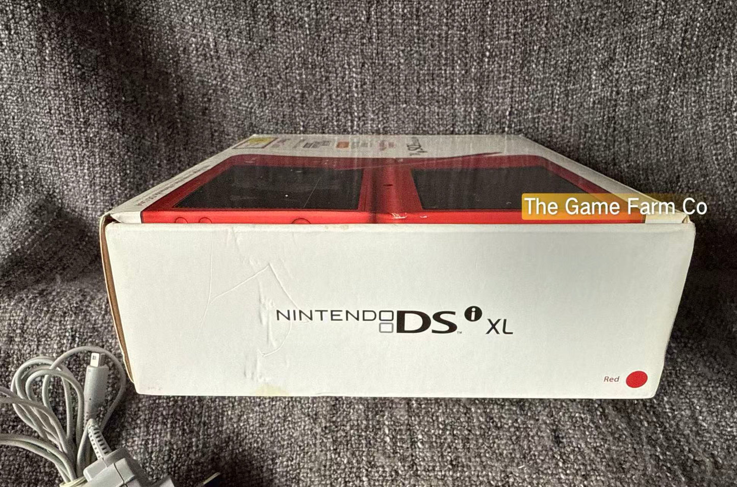Nintendo DSi XL  Red Console boxed in overall Exceptionally Excellent condition