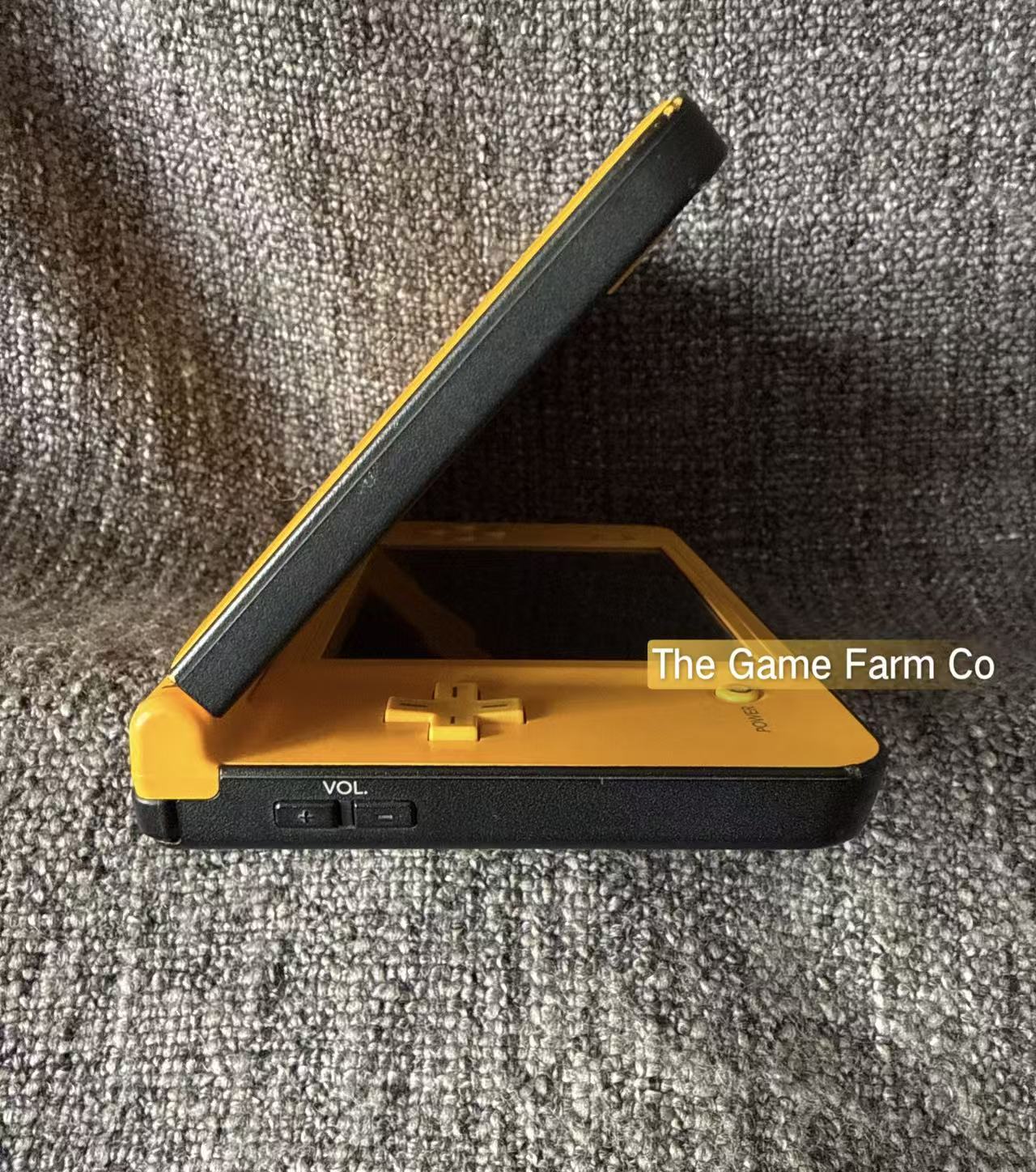 Nintendo DSi XL Yellow Console - Pal Aus