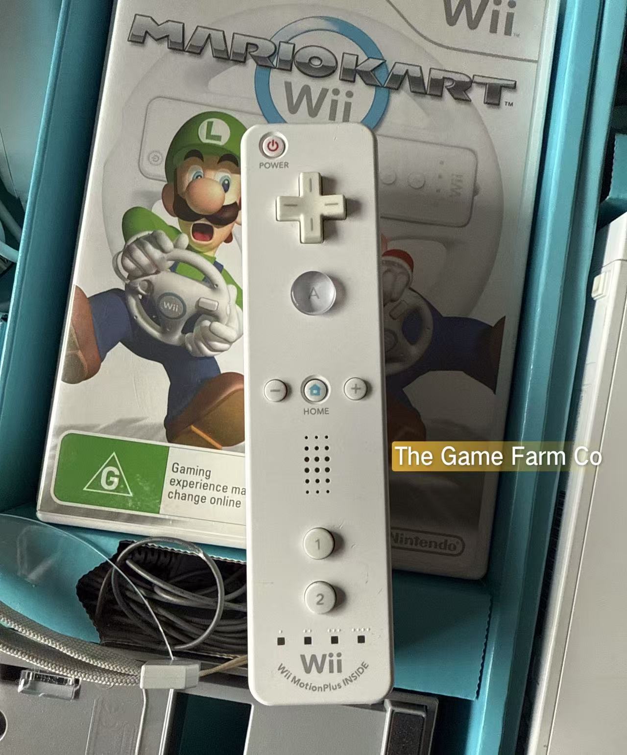 White Nintendo Wii Mario Kart Bundle Edition - Pal Australian