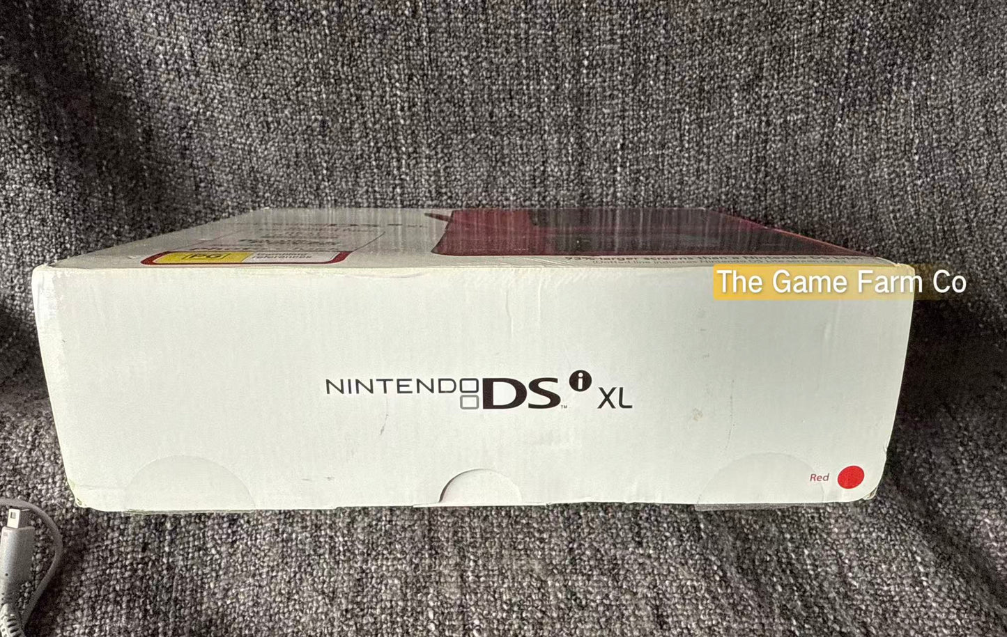 Nintendo DSi XL  Red Console boxed in overall Exceptionally Excellent condition
