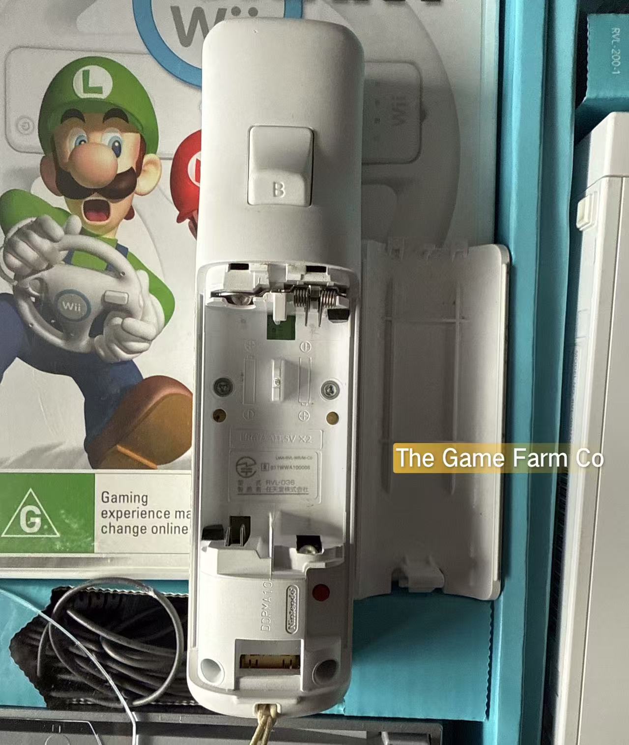 White Nintendo Wii Mario Kart Bundle Edition - Pal Australian